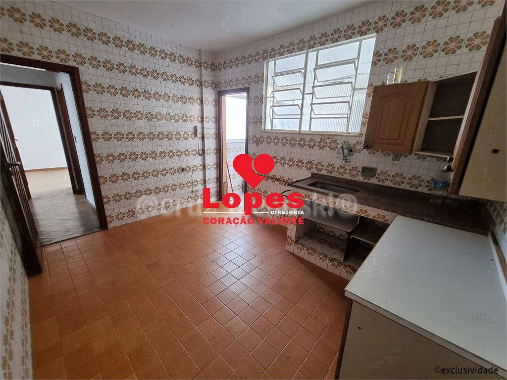 Apartamento à venda com 3 quartos, 82m² - Foto 16