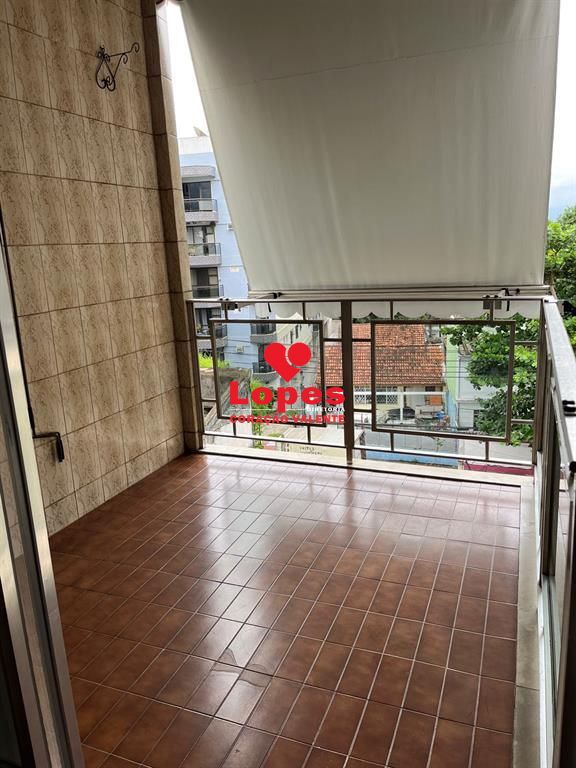 Apartamento à venda com 3 quartos, 145m² - Foto 17