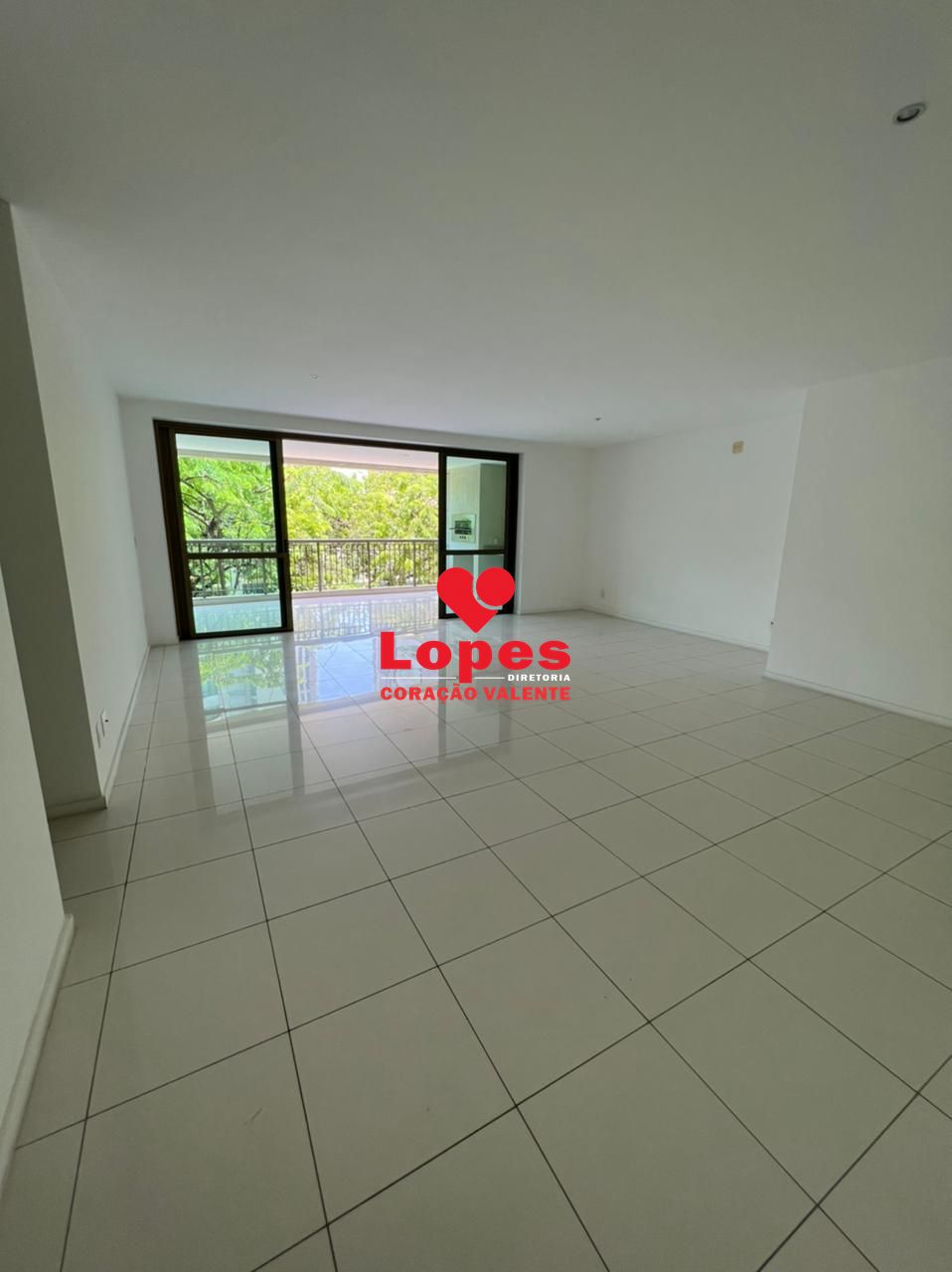 Apartamento, 4 quartos, 178 m² - Foto 2