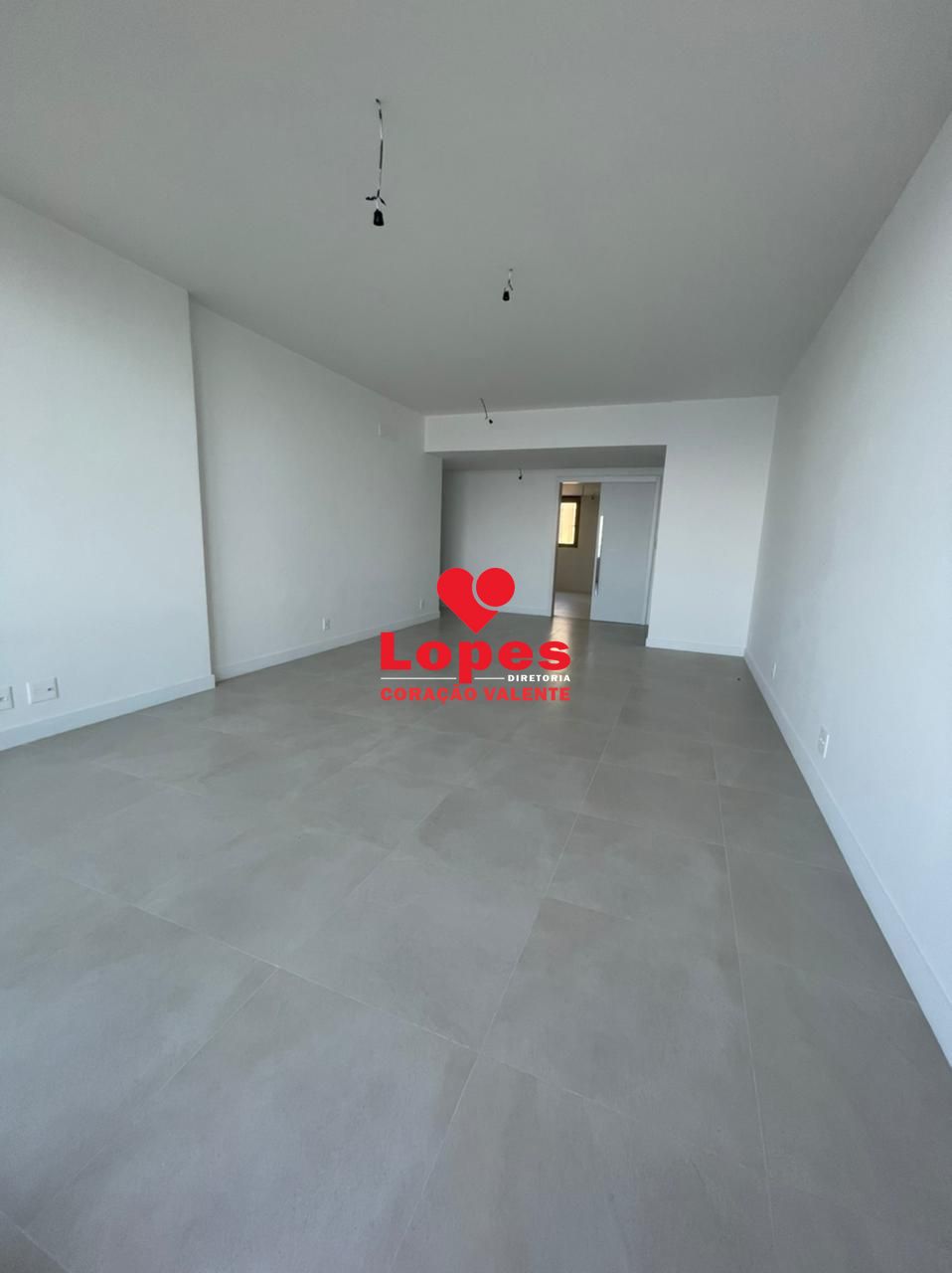 Apartamento à venda com 4 quartos, 160m² - Foto 4