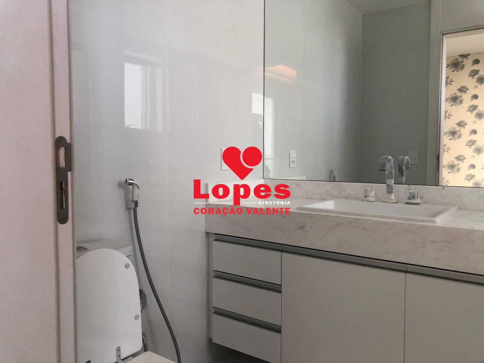 Apartamento à venda com 4 quartos, 266m² - Foto 25