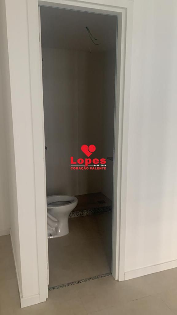 Apartamento à venda com 2 quartos, 65m² - Foto 2