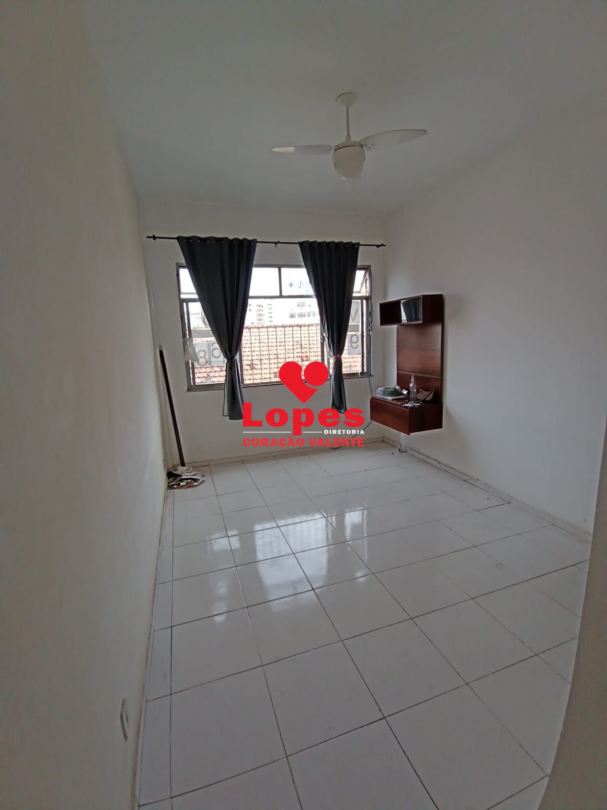 Apartamento à venda com 3 quartos, 92m² - Foto 1