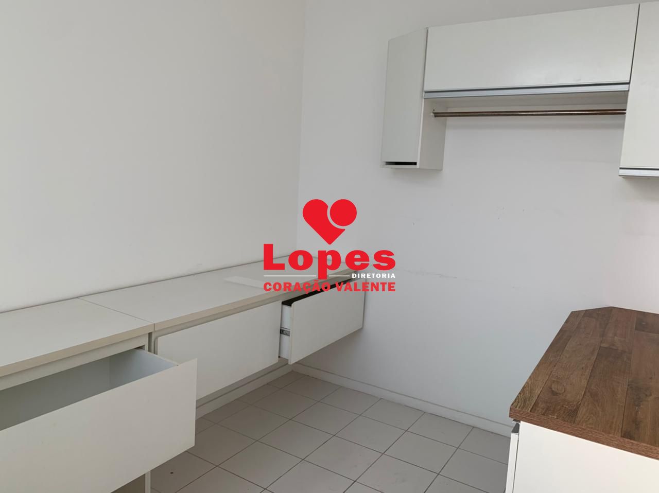 Apartamento à venda com 4 quartos, 331m² - Foto 31