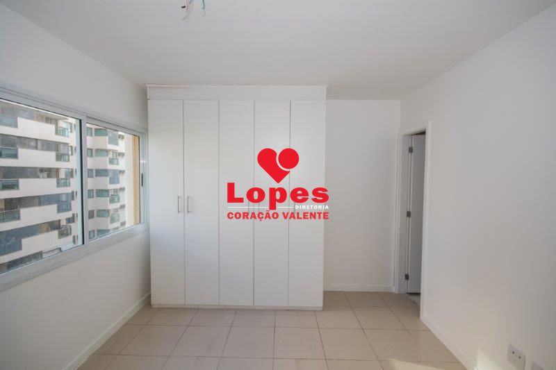 Apartamento à venda com 3 quartos, 102m² - Foto 17