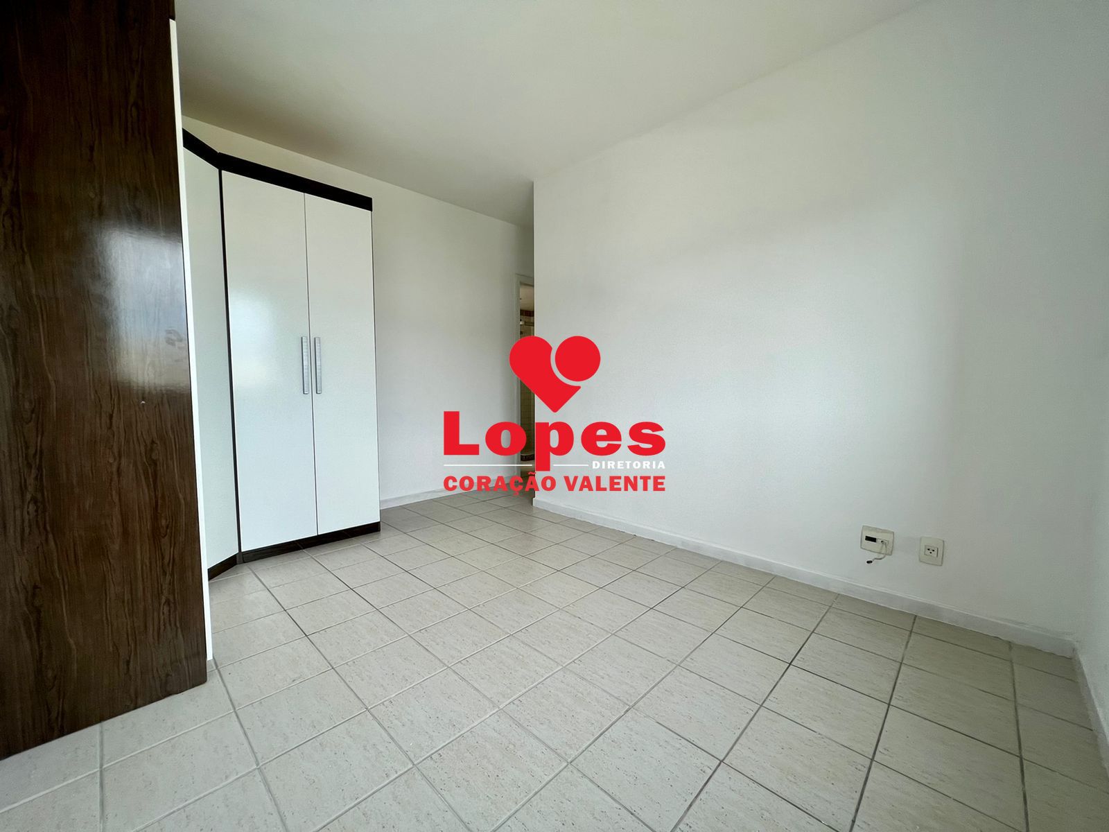 Apartamento à venda com 3 quartos, 87m² - Foto 14