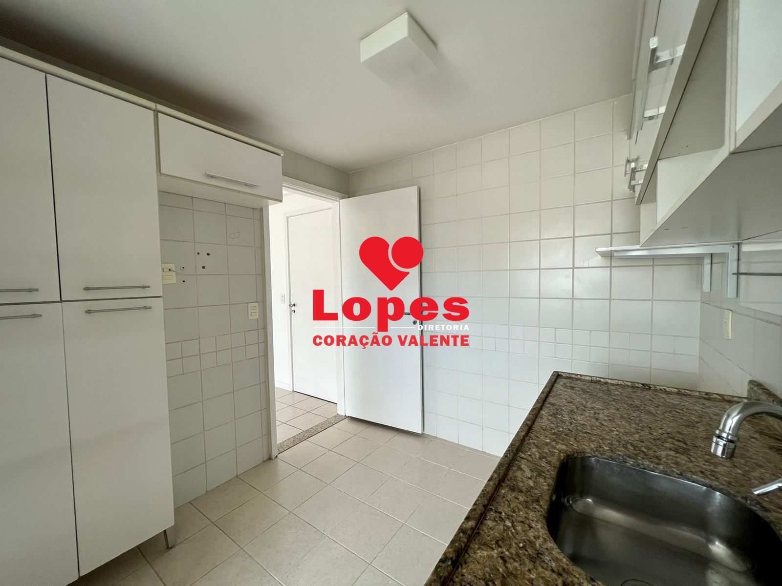 Apartamento à venda com 3 quartos, 87m² - Foto 19