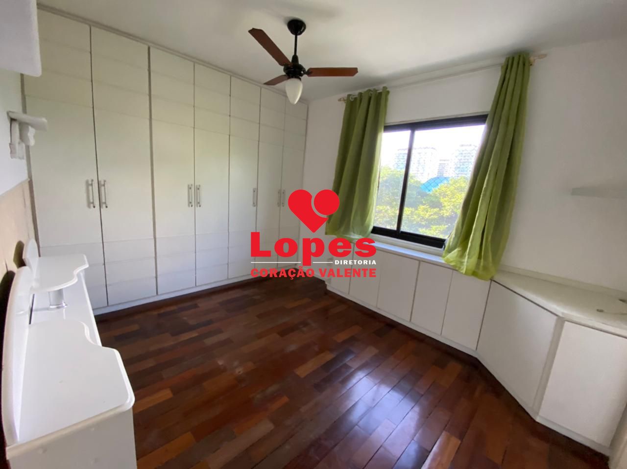 Apartamento à venda com 3 quartos, 101m² - Foto 5