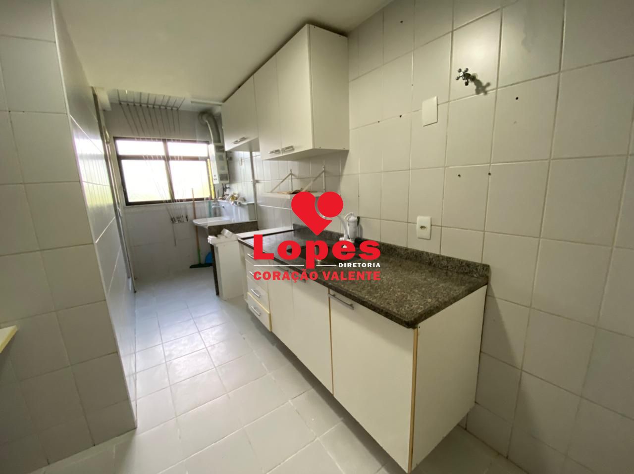 Apartamento à venda com 3 quartos, 101m² - Foto 9