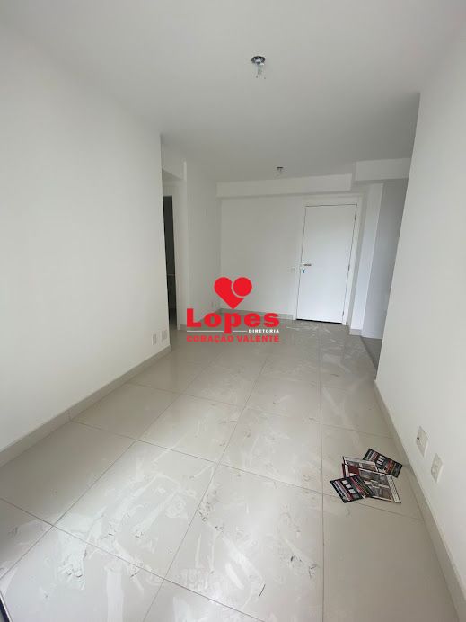 Apartamento à venda com 2 quartos, 55m² - Foto 2