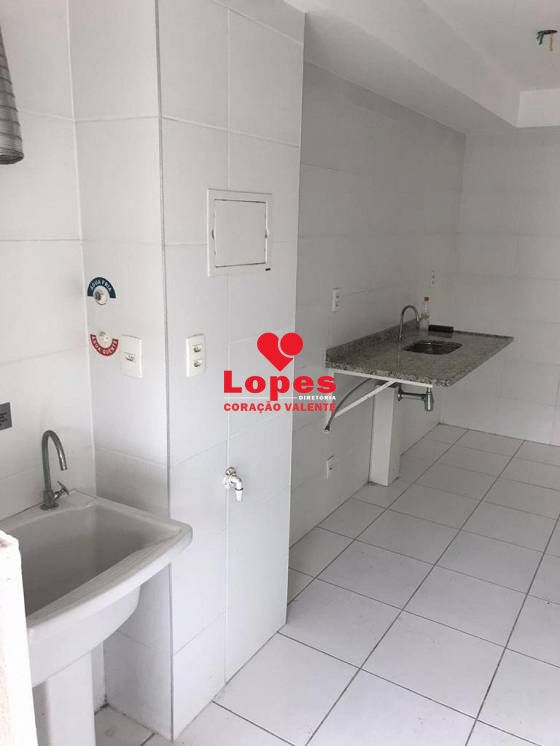 Apartamento à venda com 2 quartos, 66m² - Foto 10