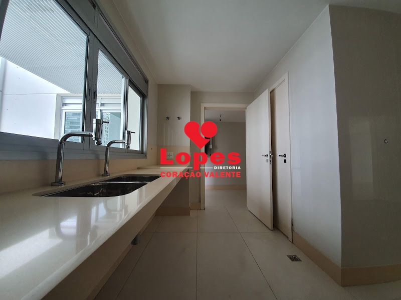 Apartamento, 4 quartos, 306 m² - Foto 32