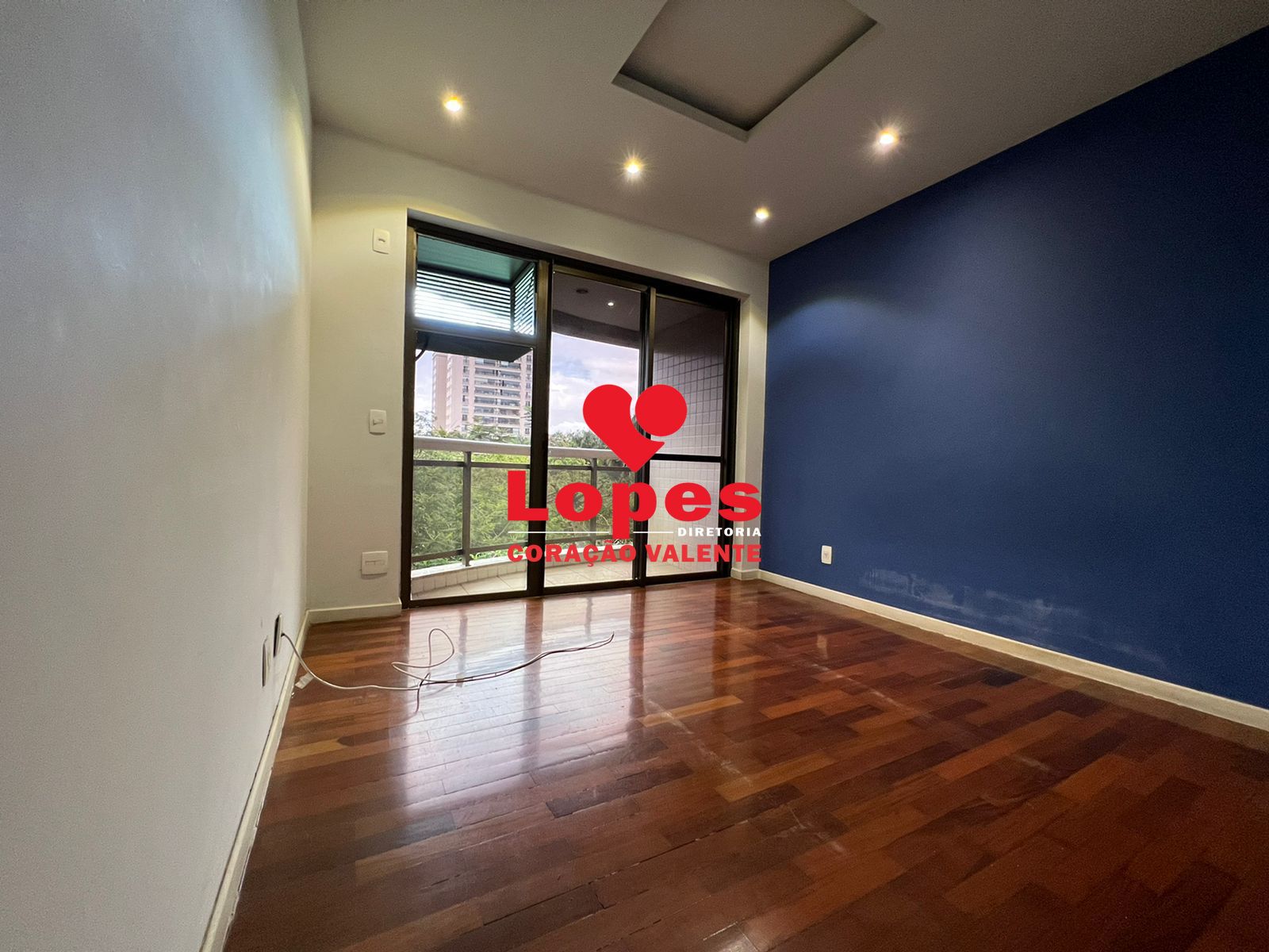 Apartamento à venda com 4 quartos, 157m² - Foto 5