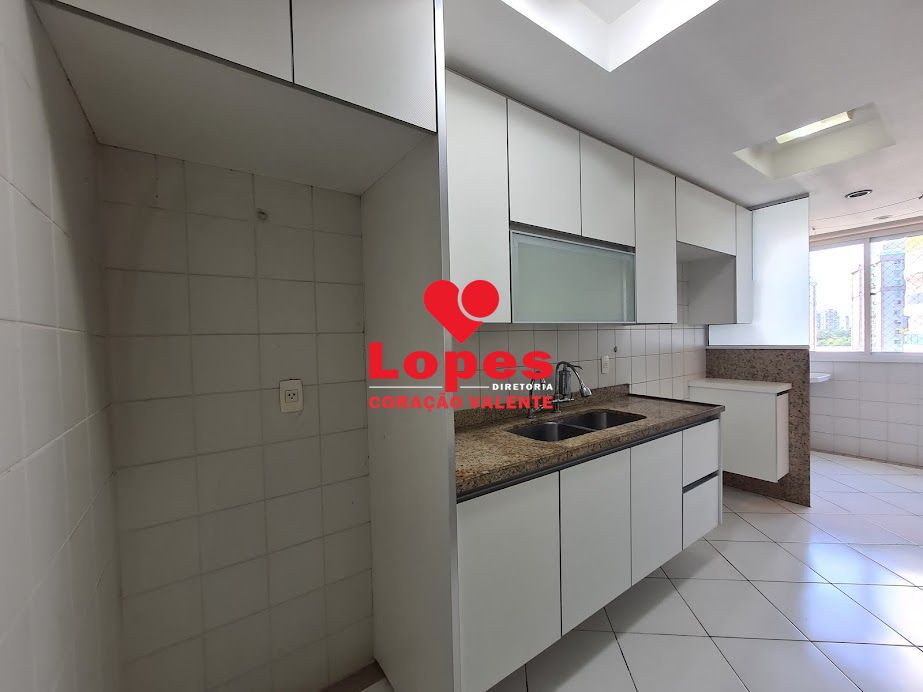 Apartamento à venda com 4 quartos, 151m² - Foto 18