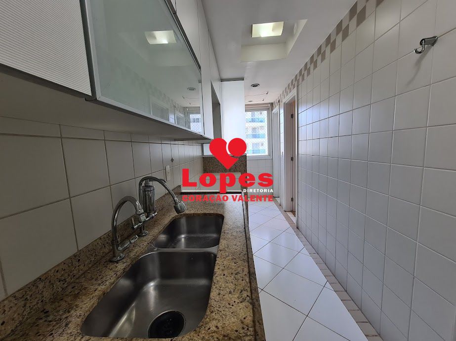 Apartamento à venda com 4 quartos, 151m² - Foto 13