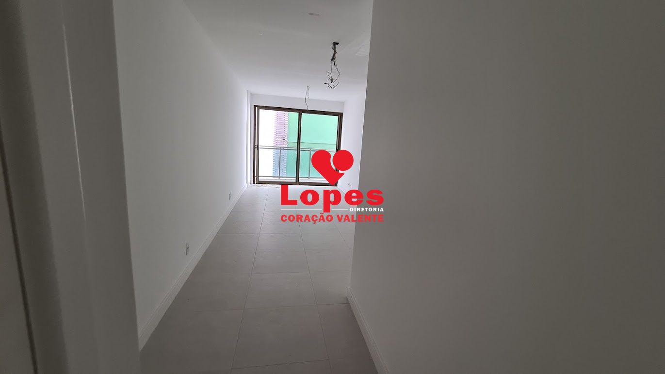 Apartamento à venda com 3 quartos, 86m² - Foto 2