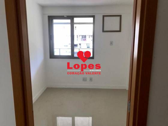 Apartamento à venda com 3 quartos, 82m² - Foto 4