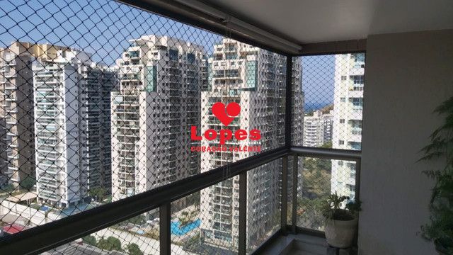 Apartamento à venda com 3 quartos, 81m² - Foto 2