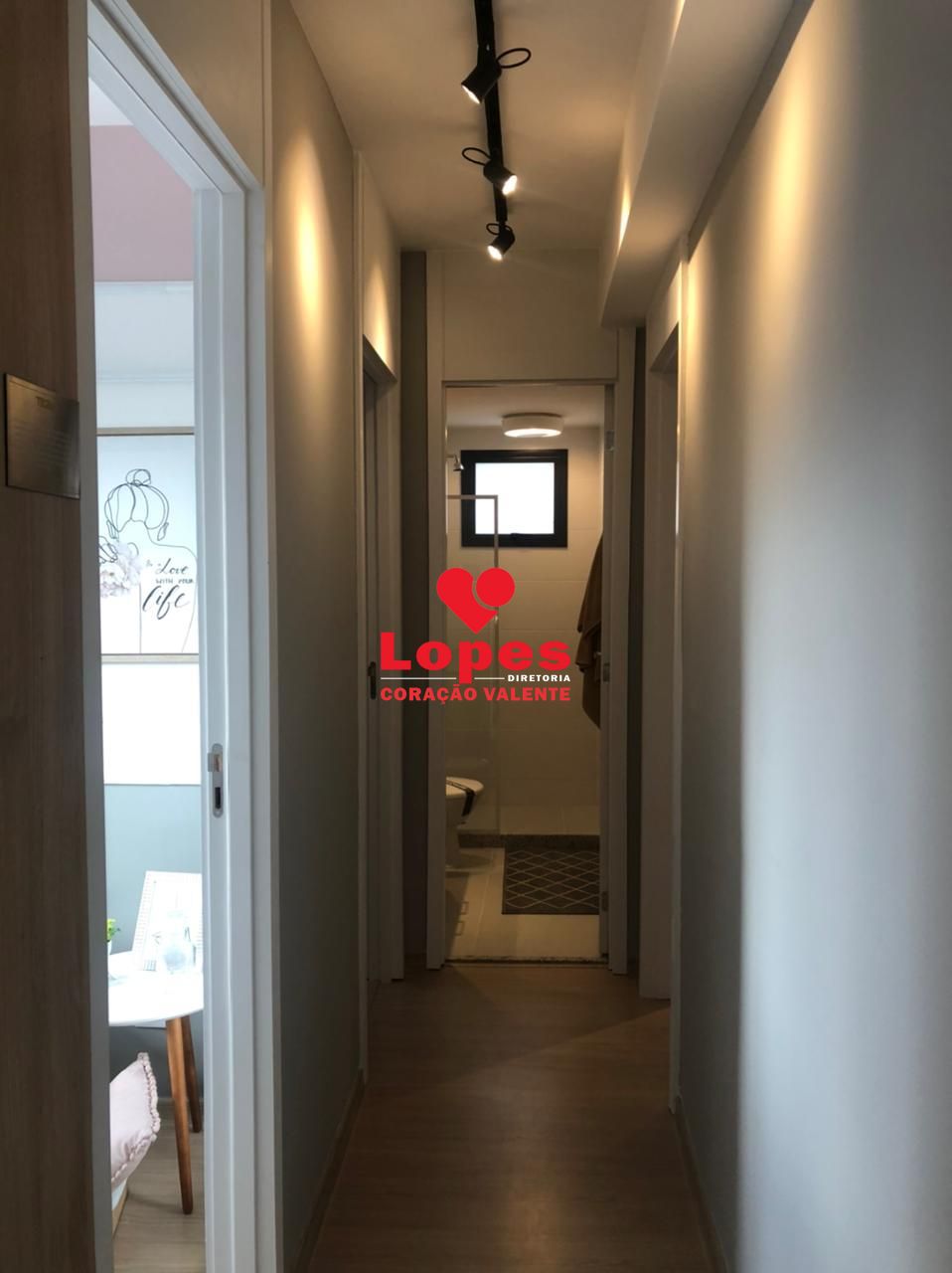 Apartamento à venda com 3 quartos, 68m² - Foto 17