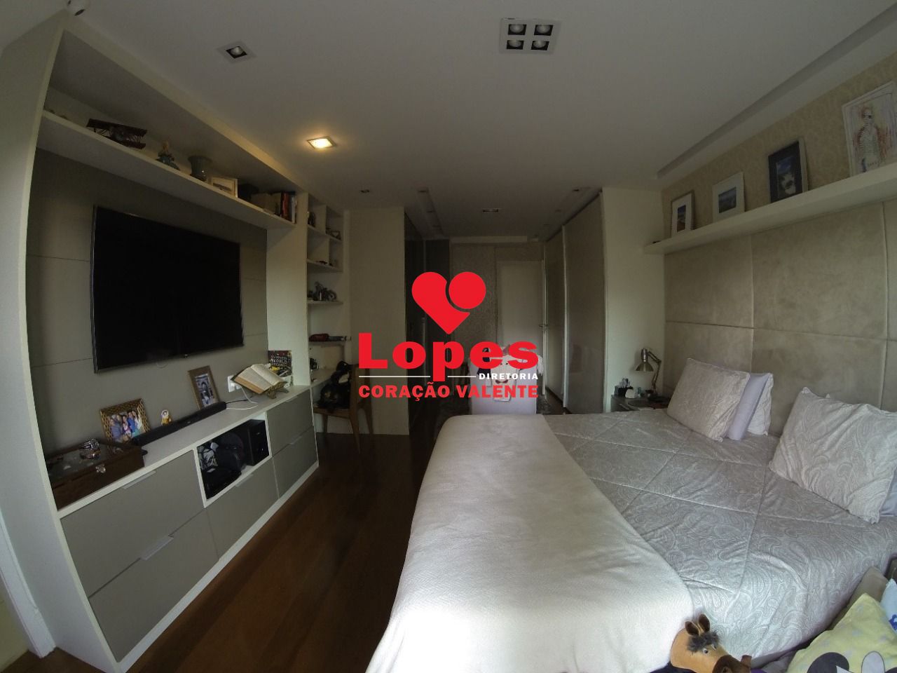 Apartamento, 3 quartos, 231 m² - Foto 2