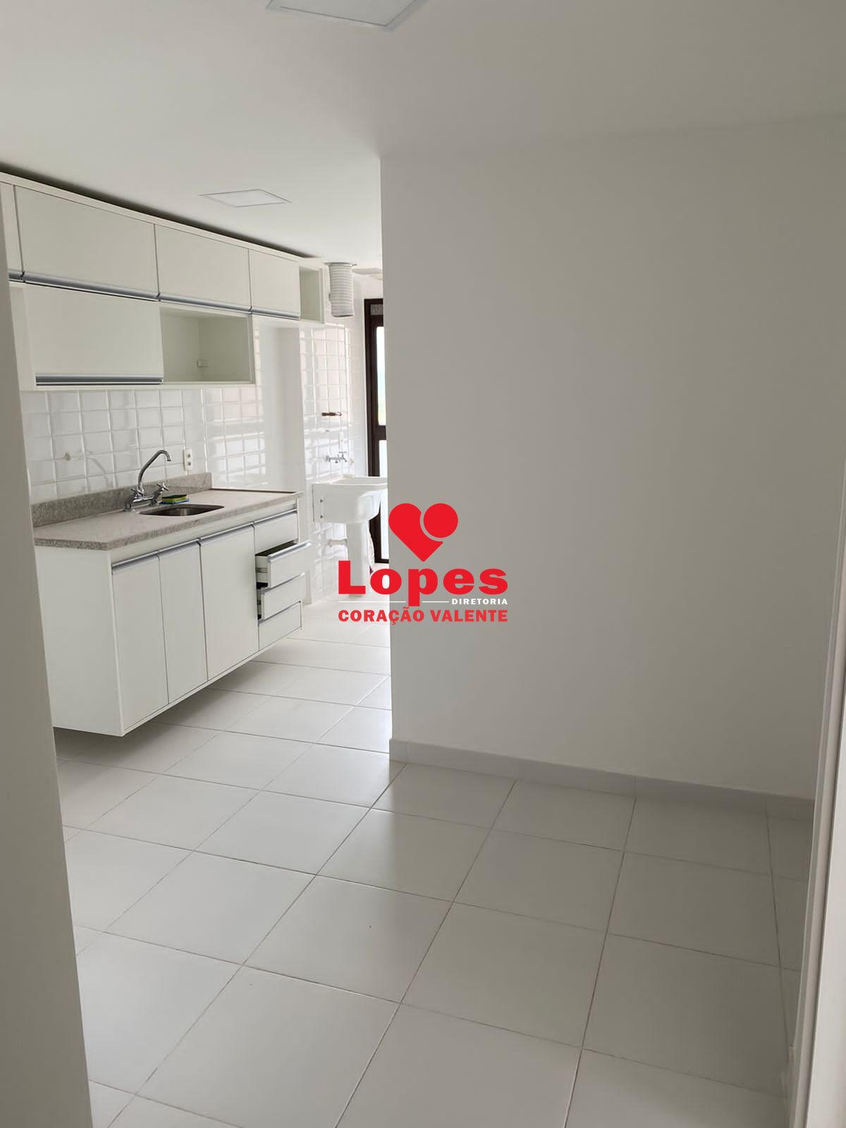 Apartamento à venda com 4 quartos, 120m² - Foto 2