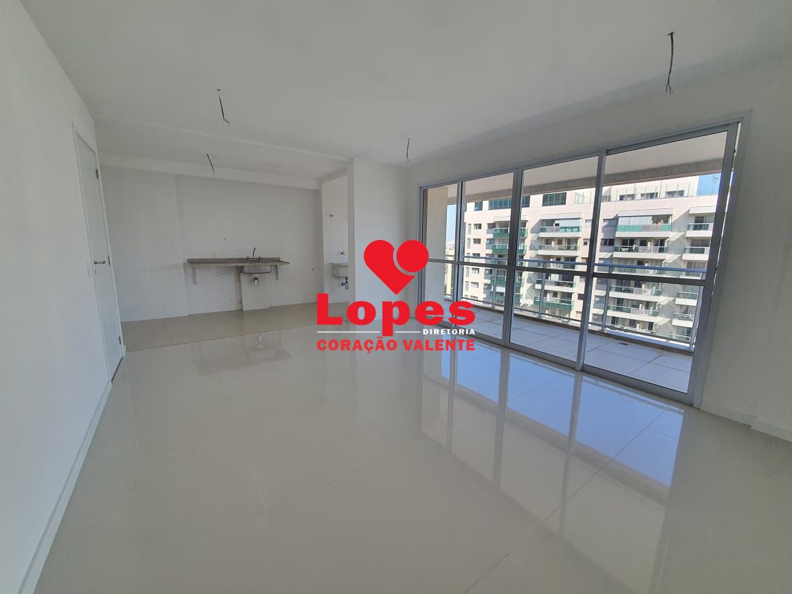 Apartamento à venda com 2 quartos, 66m² - Foto 5