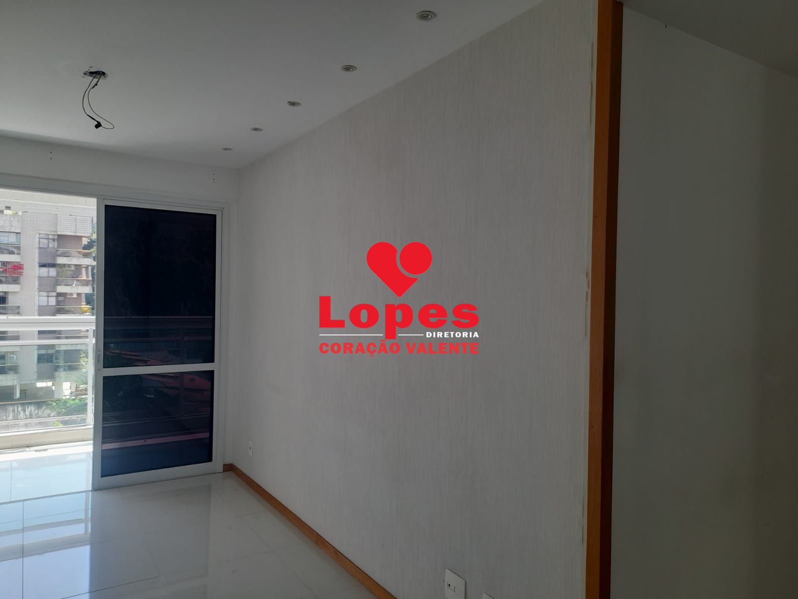 Apartamento à venda com 3 quartos, 92m² - Foto 3