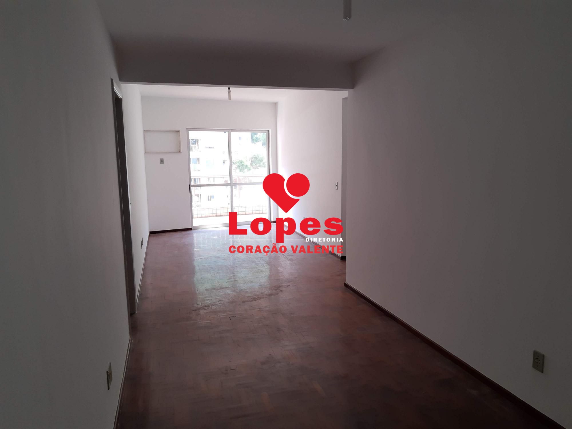 Apartamento à venda com 2 quartos, 106m² - Foto 7