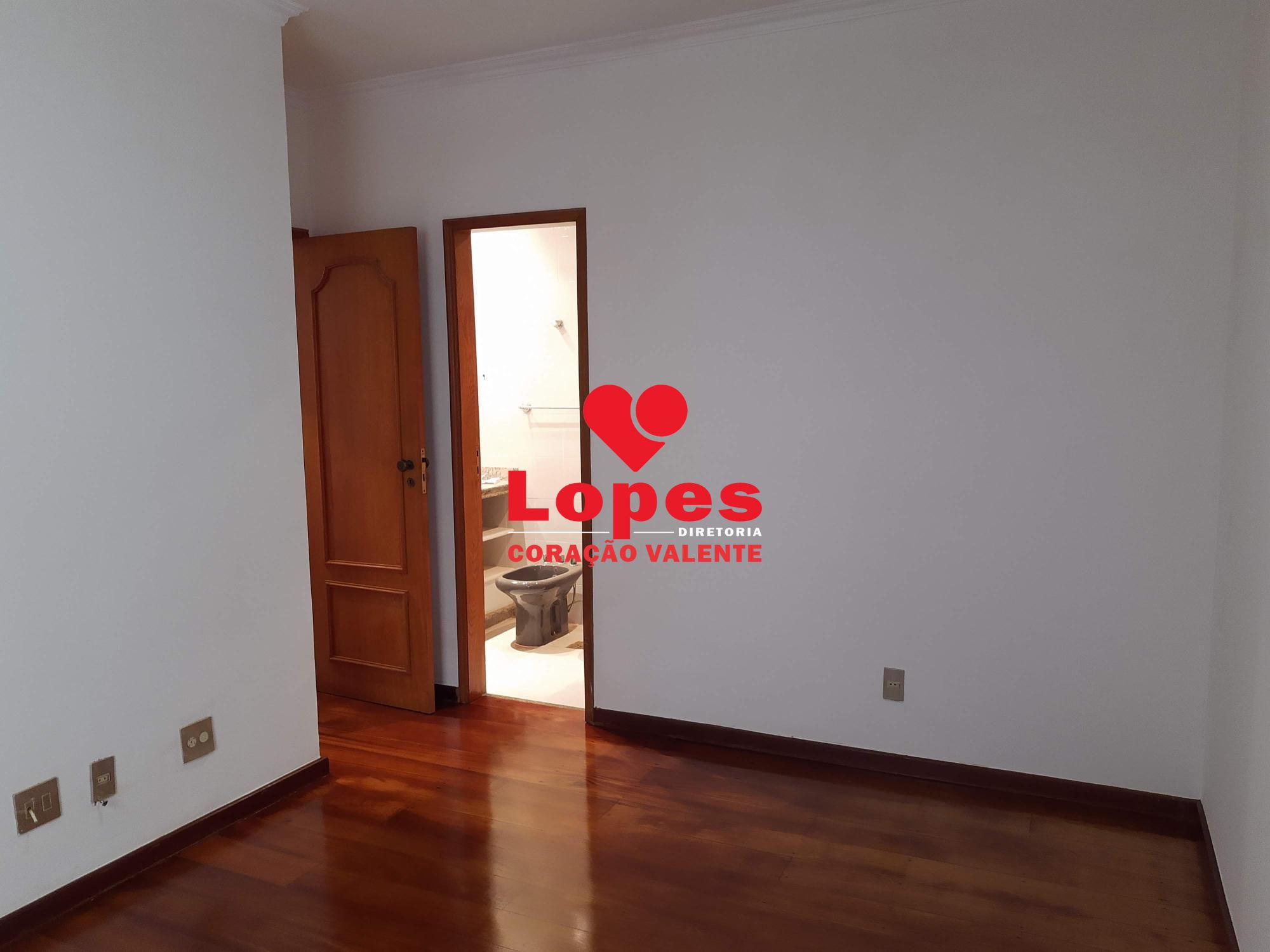 Apartamento à venda com 4 quartos, 166m² - Foto 32