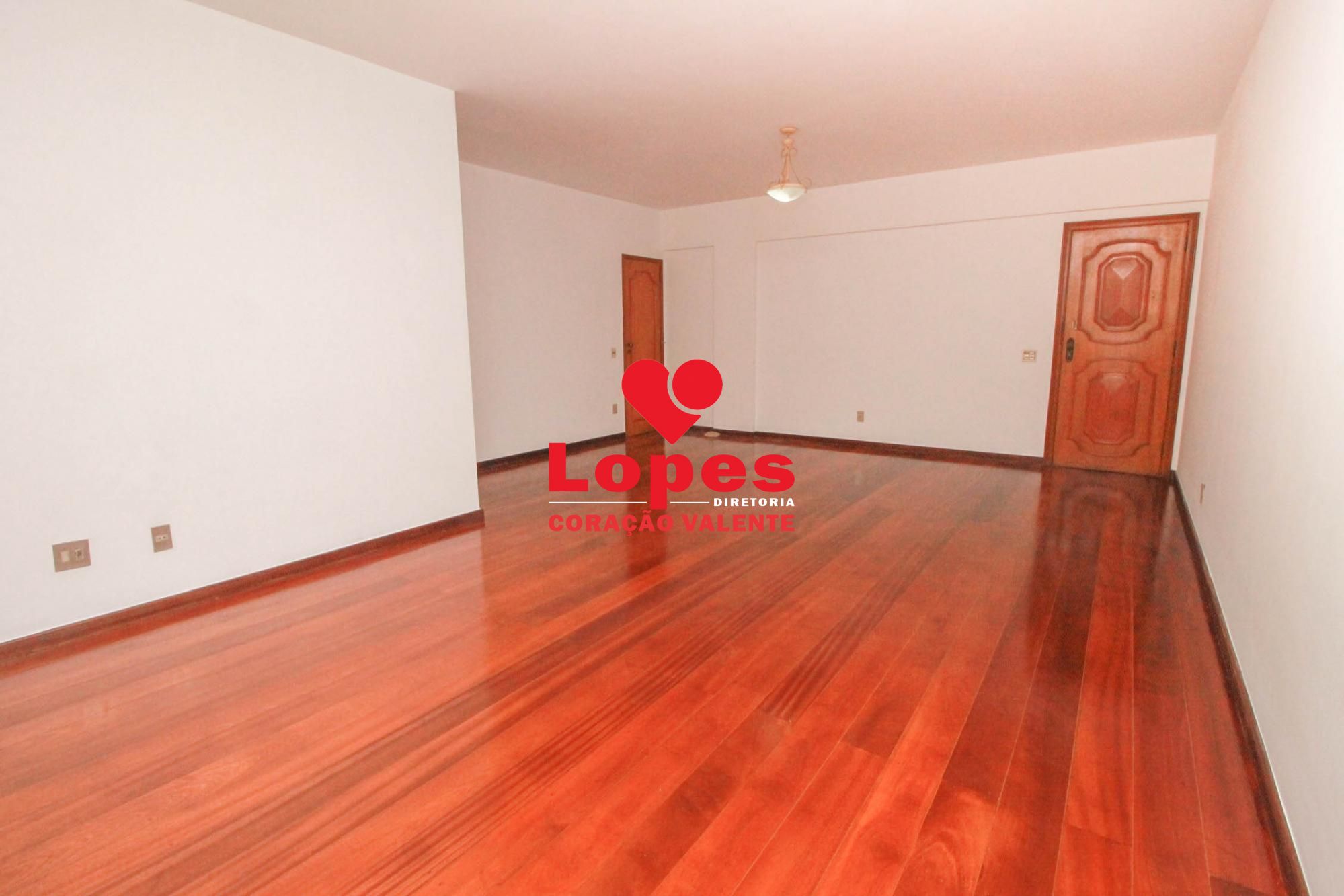 Apartamento à venda com 4 quartos, 166m² - Foto 5