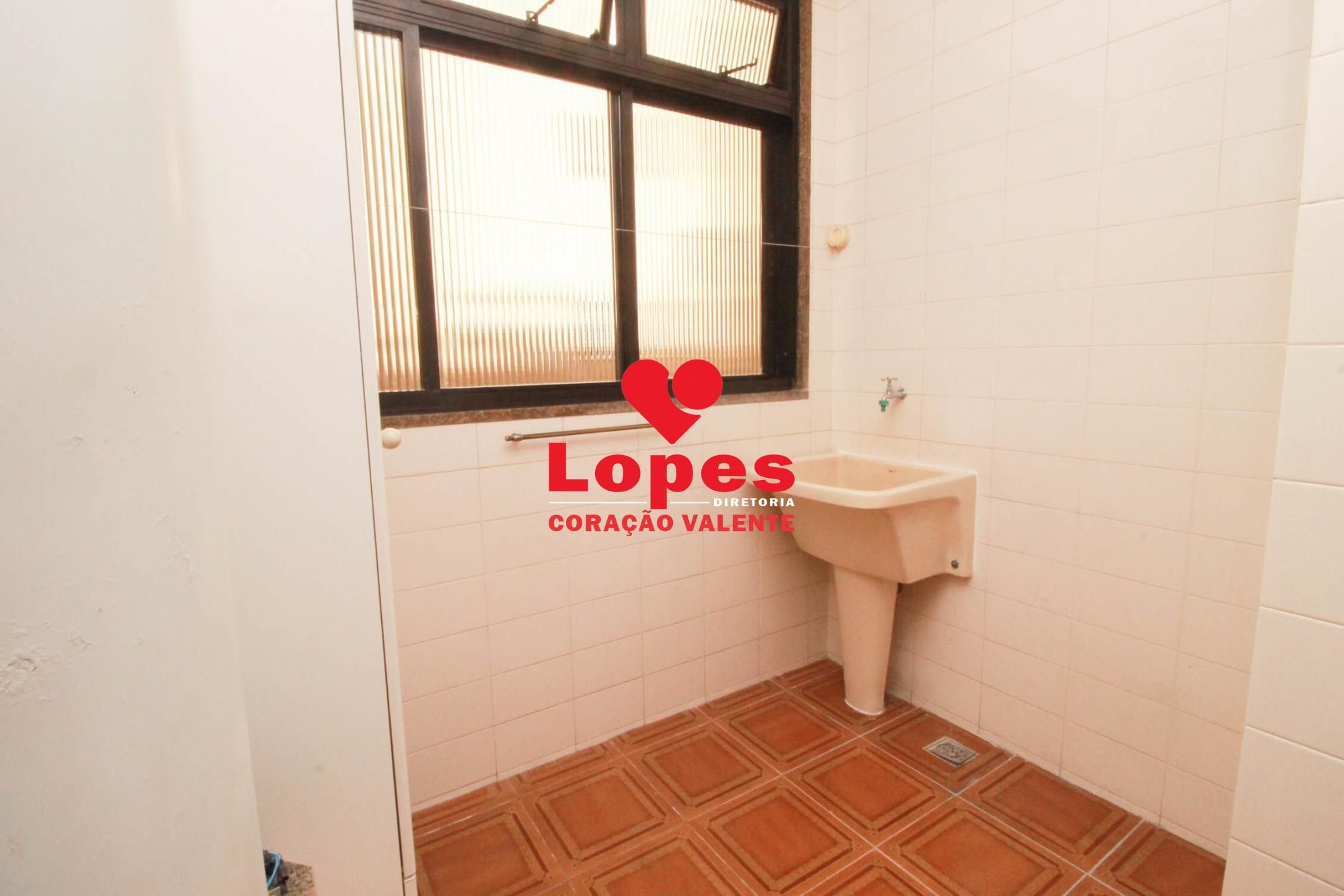 Apartamento à venda com 4 quartos, 166m² - Foto 18