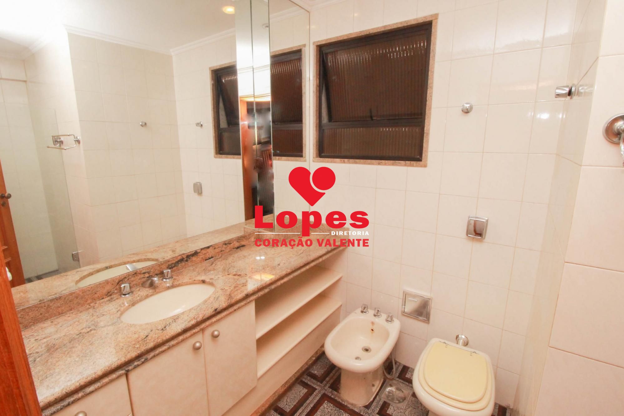 Apartamento à venda com 4 quartos, 166m² - Foto 14