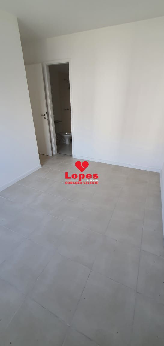 Apartamento à venda com 2 quartos, 66m² - Foto 13