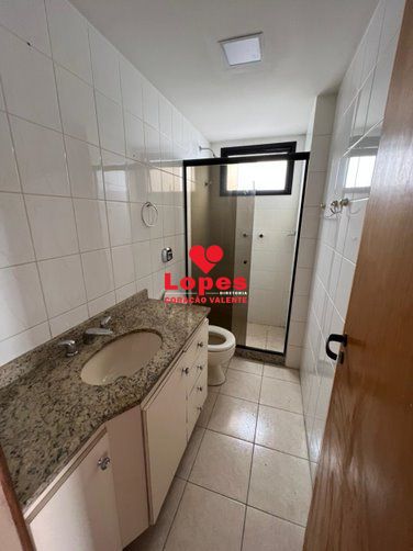 Apartamento à venda com 3 quartos, 111m² - Foto 8