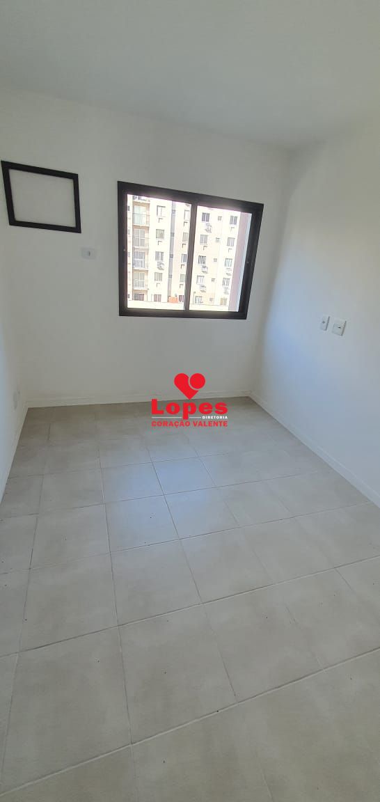 Apartamento à venda com 2 quartos, 66m² - Foto 12