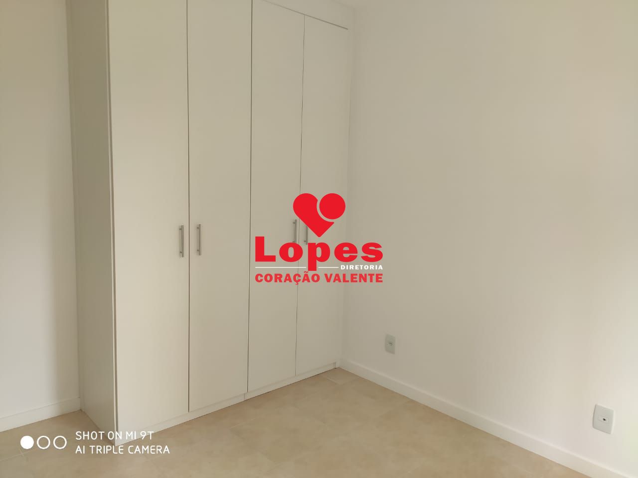 Apartamento à venda com 3 quartos, 82m² - Foto 11