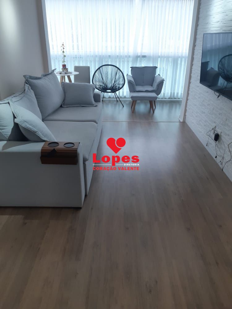 Apartamento à venda com 2 quartos, 78m² - Foto 1