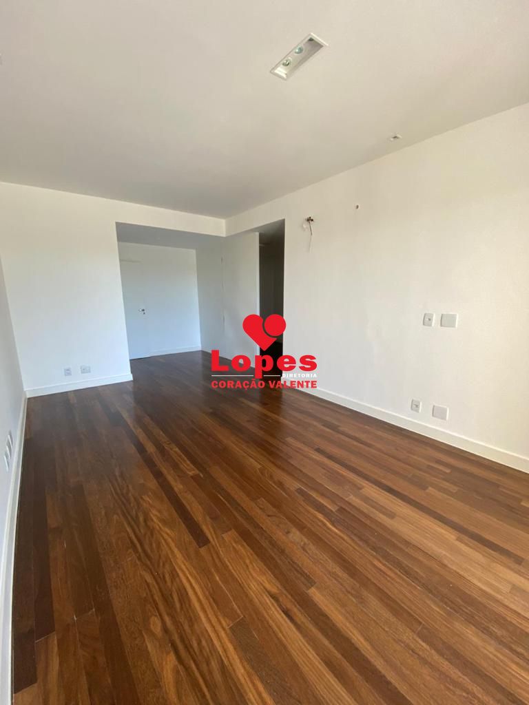 Apartamento à venda com 4 quartos, 312m² - Foto 17