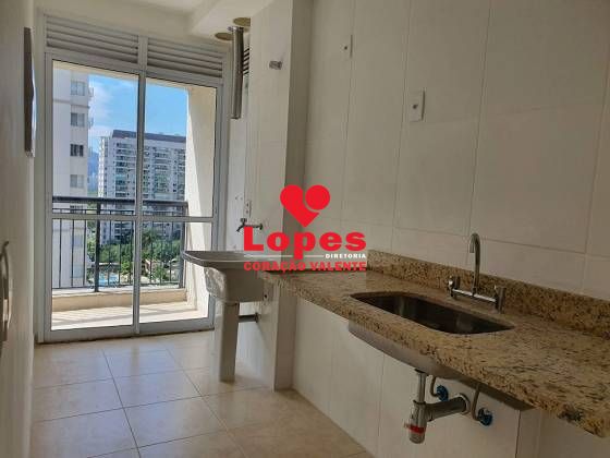 Apartamento à venda com 2 quartos, 69m² - Foto 14