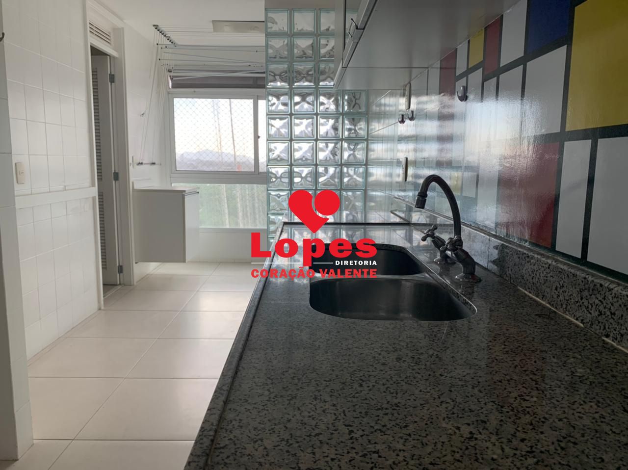 Apartamento à venda com 4 quartos, 179m² - Foto 8