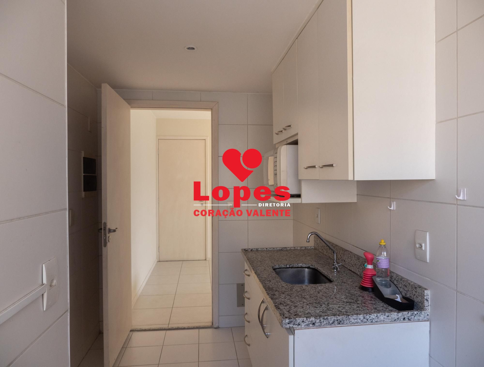 Apartamento à venda com 3 quartos, 68m² - Foto 1