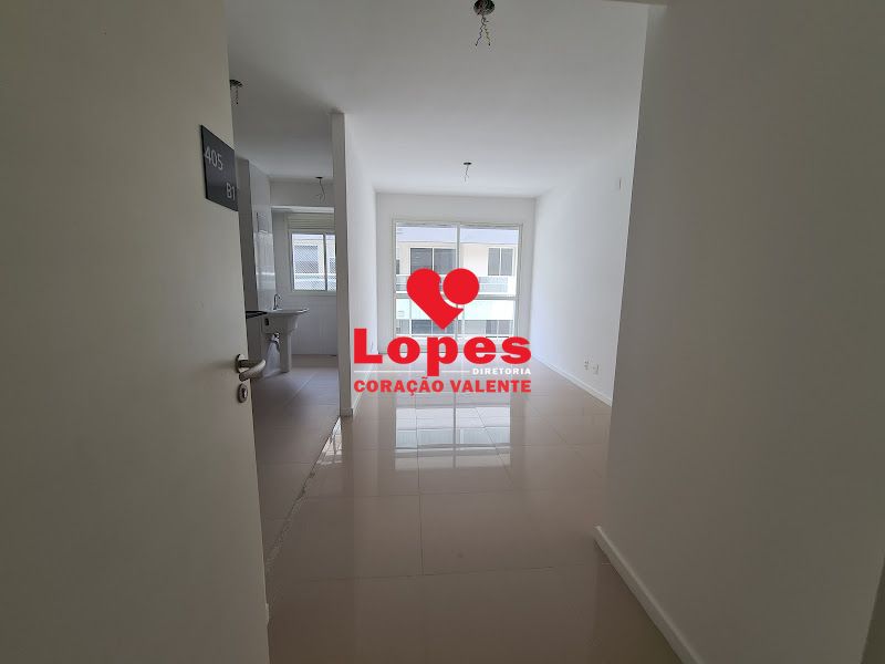 Apartamento à venda com 2 quartos, 71m² - Foto 1