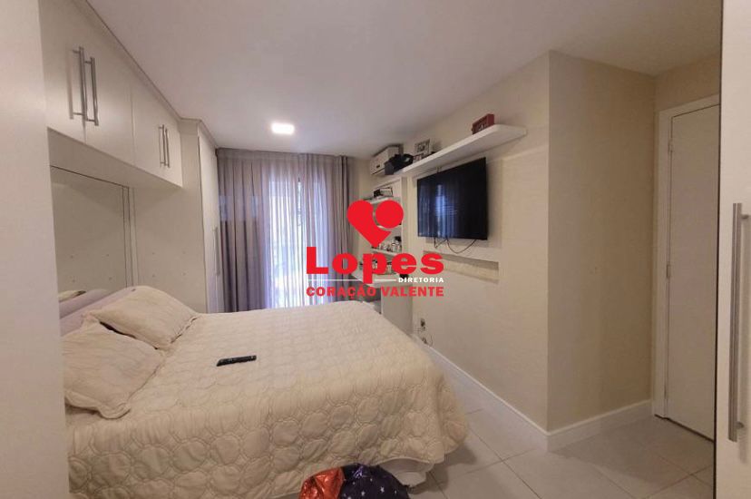 Apartamento à venda com 4 quartos, 148m² - Foto 17