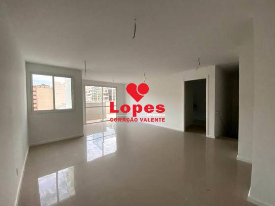 Apartamento à venda com 3 quartos, 157m² - Foto 4