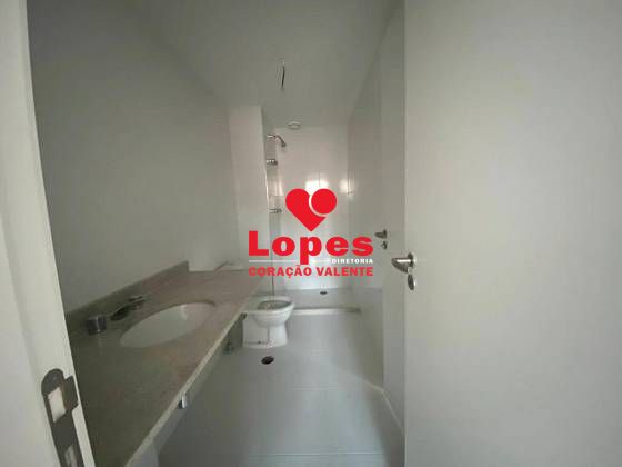 Apartamento à venda com 3 quartos, 157m² - Foto 17