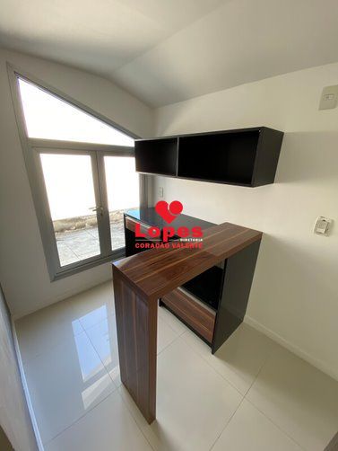 Casa à venda com 4 quartos, 268m² - Foto 7