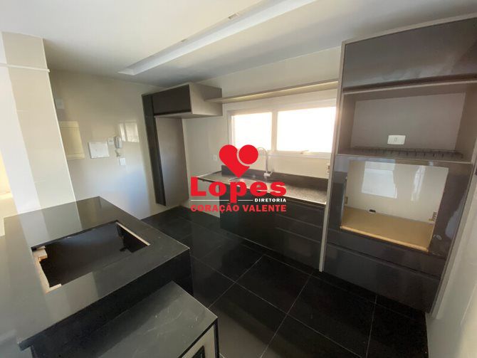 Casa à venda com 4 quartos, 268m² - Foto 6