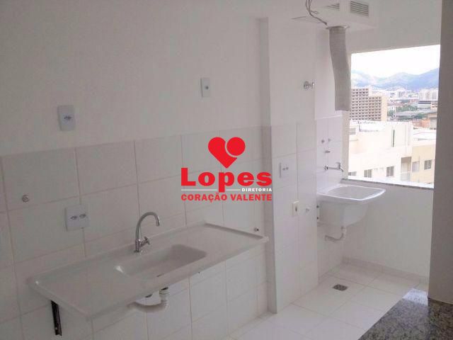 Apartamento à venda com 2 quartos, 53m² - Foto 32