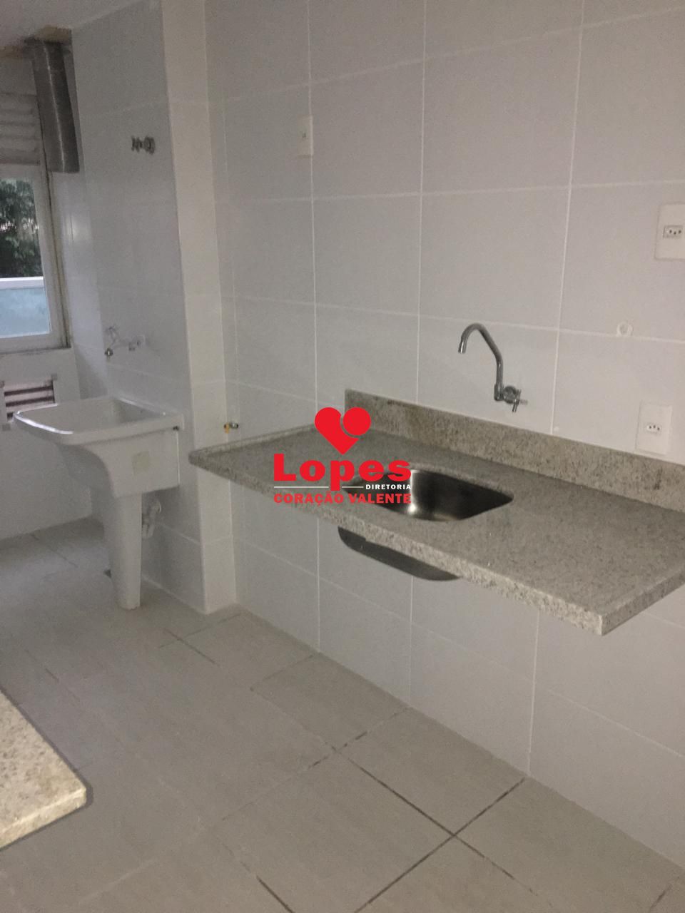 Apartamento à venda com 2 quartos, 57m² - Foto 6