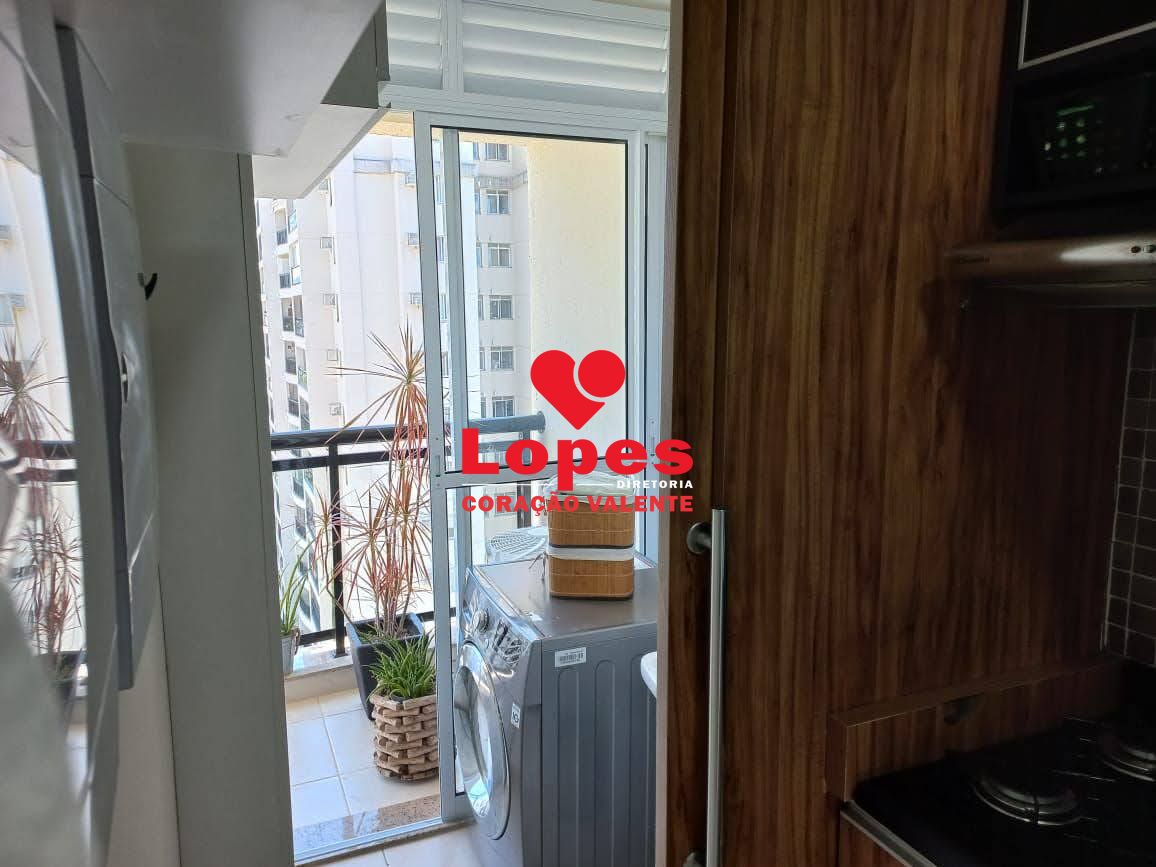 Apartamento à venda com 2 quartos, 69m² - Foto 10